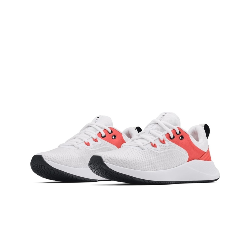 Under Armour Sneakers